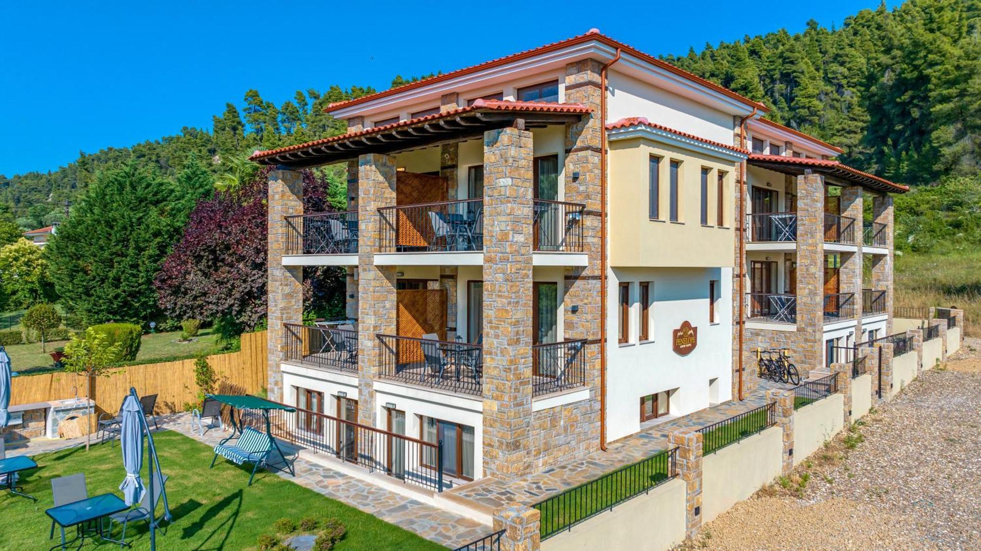 Penelope Luxury Suites Fourka Exterior foto